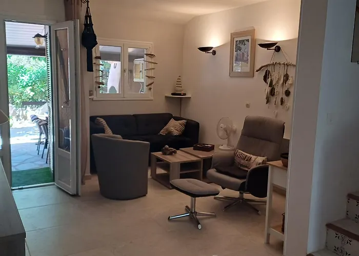 Hébergement de vacances A-tjughina